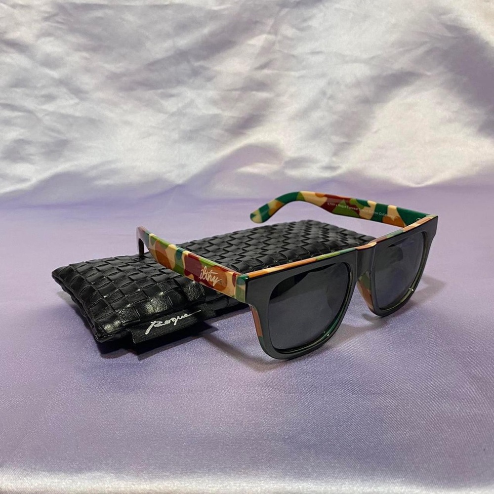 iLTHY Rogue 2014 Eyeware sunglasses 
Special edition signature heart camo AOP